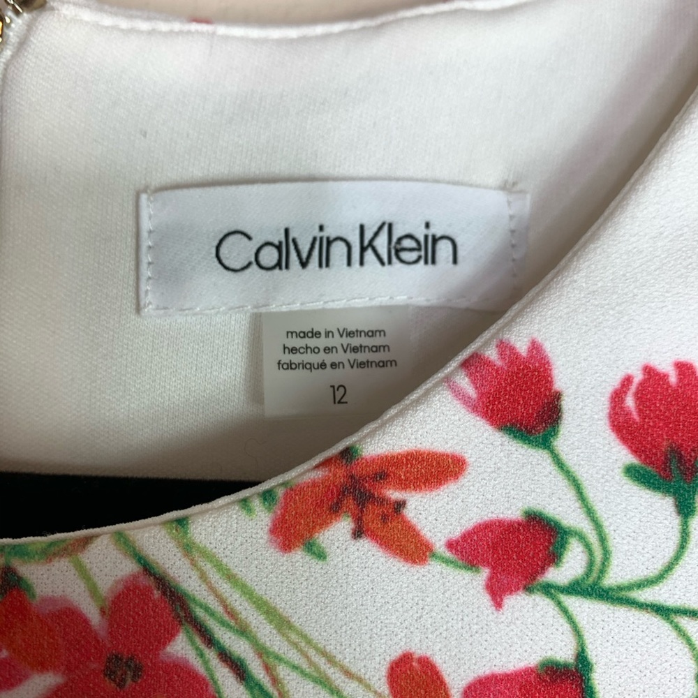 Calvin Klein White & Red Floral Sheath Dress NWT - Picture 6 of 13